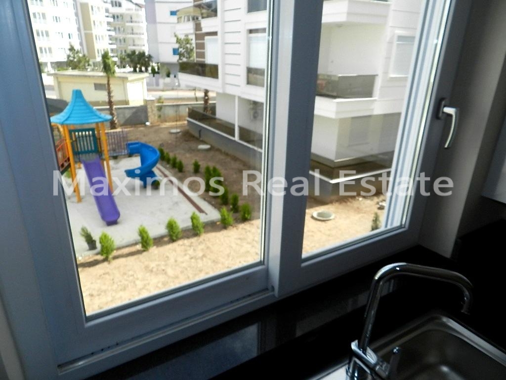 Budget-friendly Modern Residential Property in Antalya Konyaalti – bedroom (image 4)